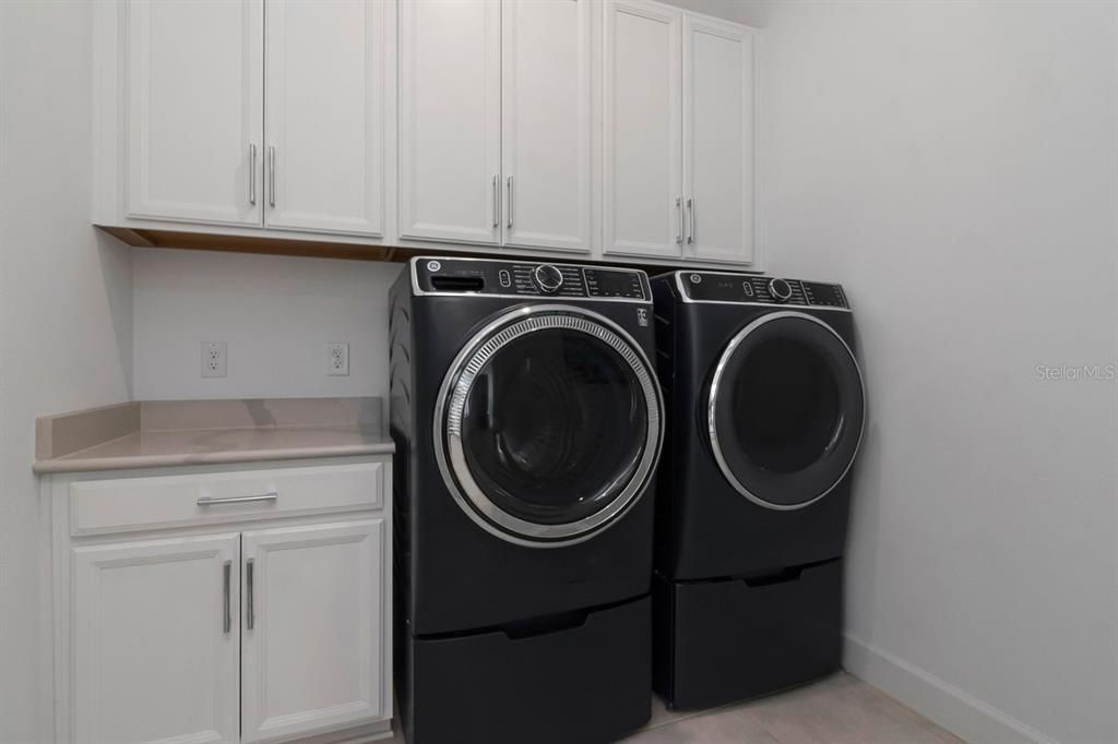 На продажу: $1,000,000 (4 спален, 4 ванн, 3483 Квадратных фут)