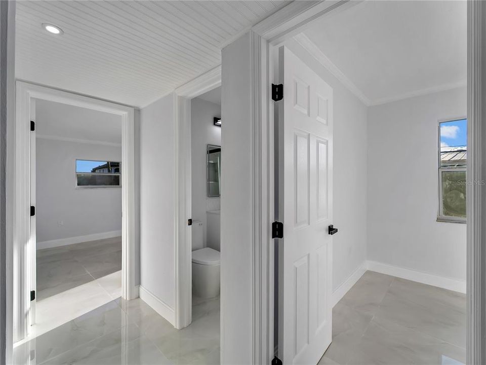 На продажу: $389,000 (4 спален, 2 ванн, 1563 Квадратных фут)
