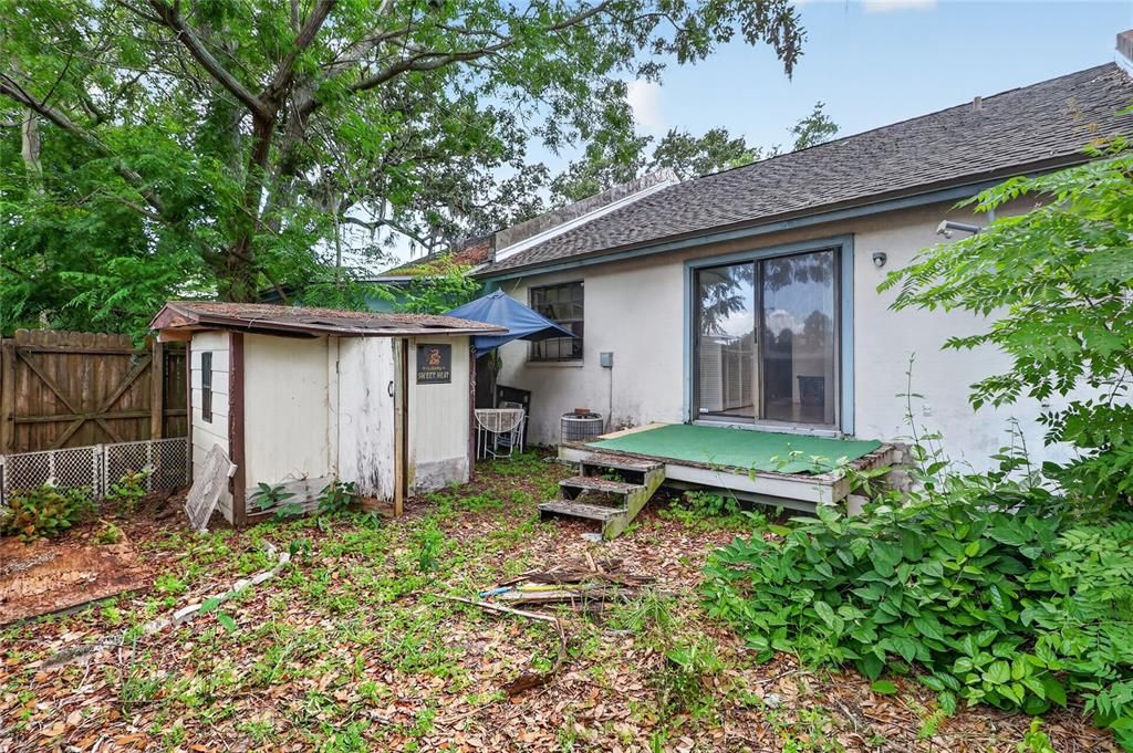 For Sale: $399,000 (2 beds, 2 baths, 980 Square Feet)