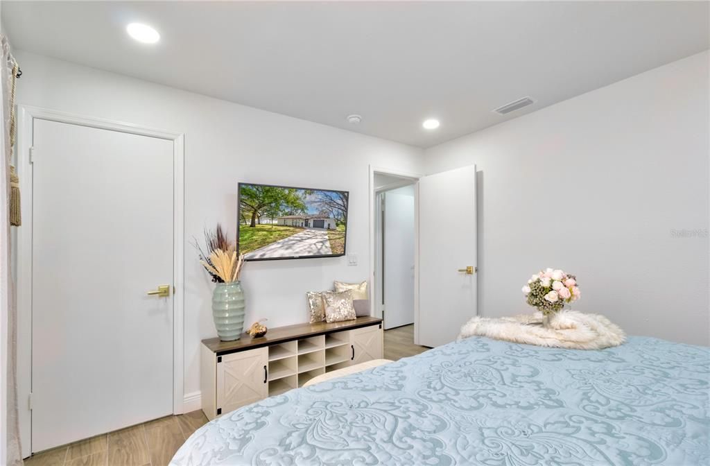 En Venta: $292,500 (2 camas, 2 baños, 1320 Pies cuadrados)