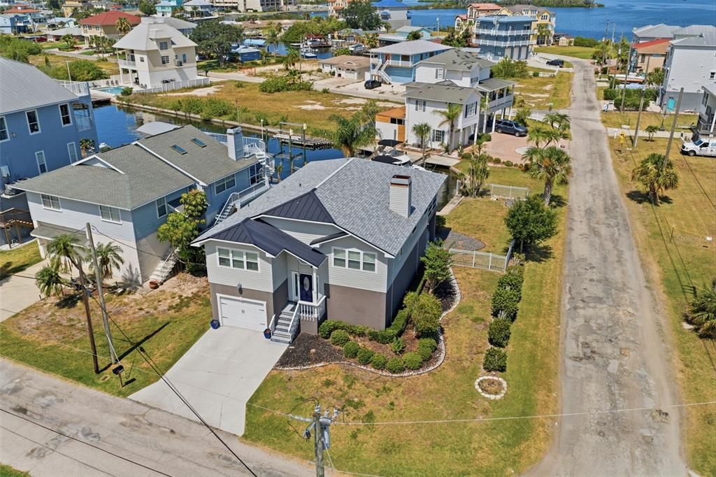 На продажу: $575,000 (3 спален, 2 ванн, 1620 Квадратных фут)