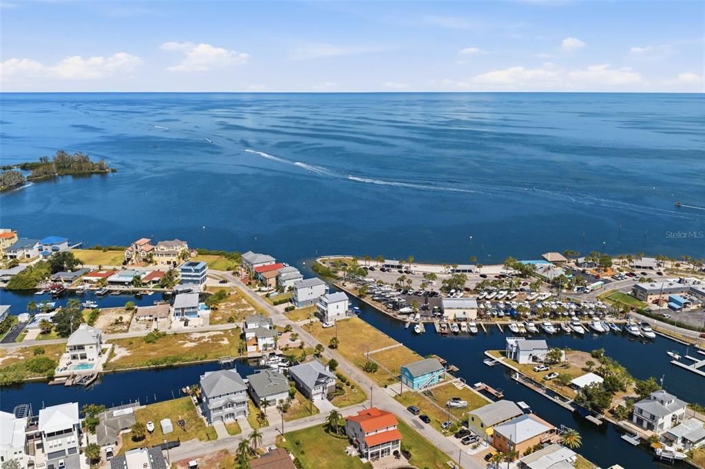 На продажу: $575,000 (3 спален, 2 ванн, 1620 Квадратных фут)