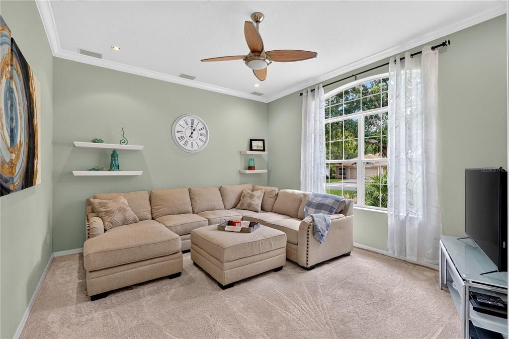En Venta: $585,000 (3 camas, 2 baños, 2621 Pies cuadrados)