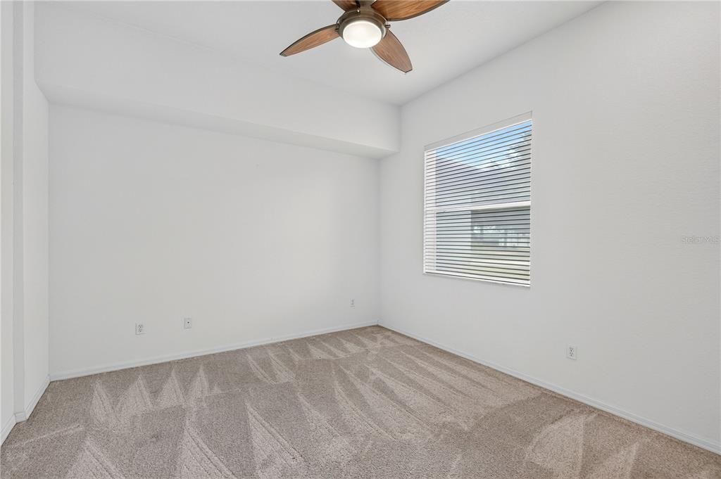 En Venta: $585,000 (3 camas, 2 baños, 2621 Pies cuadrados)