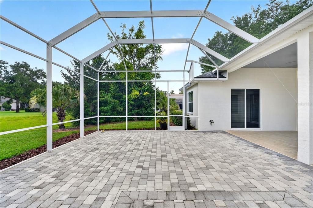 En Venta: $585,000 (3 camas, 2 baños, 2621 Pies cuadrados)
