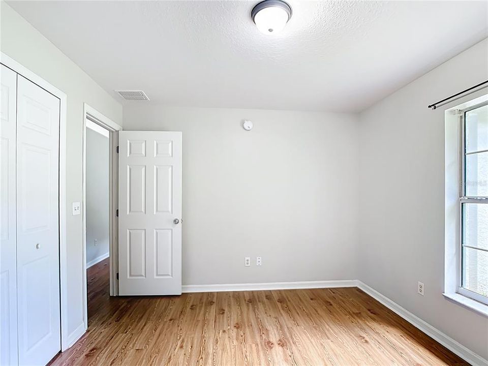 For Sale: $229,000 (3 beds, 2 baths, 1232 Square Feet)