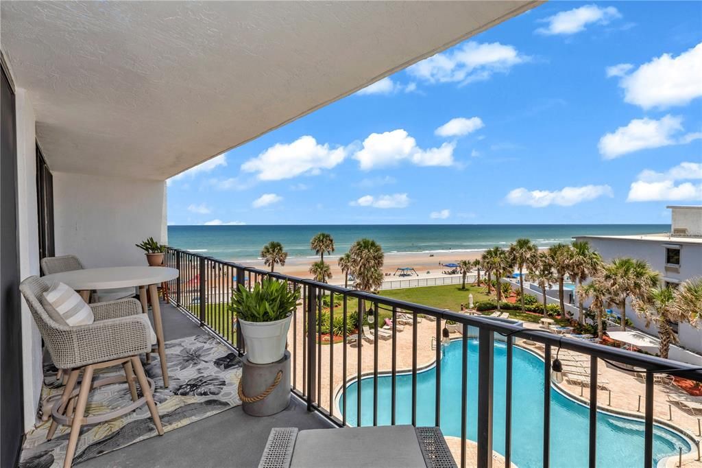 For Sale: $529,900 (2 beds, 2 baths, 1380 Square Feet)