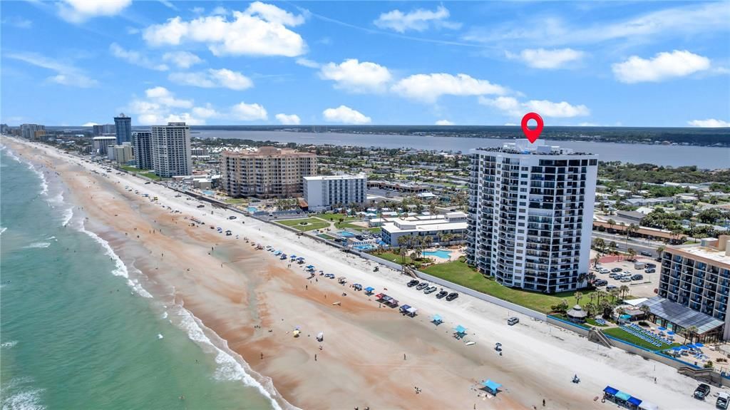 For Sale: $529,900 (2 beds, 2 baths, 1380 Square Feet)