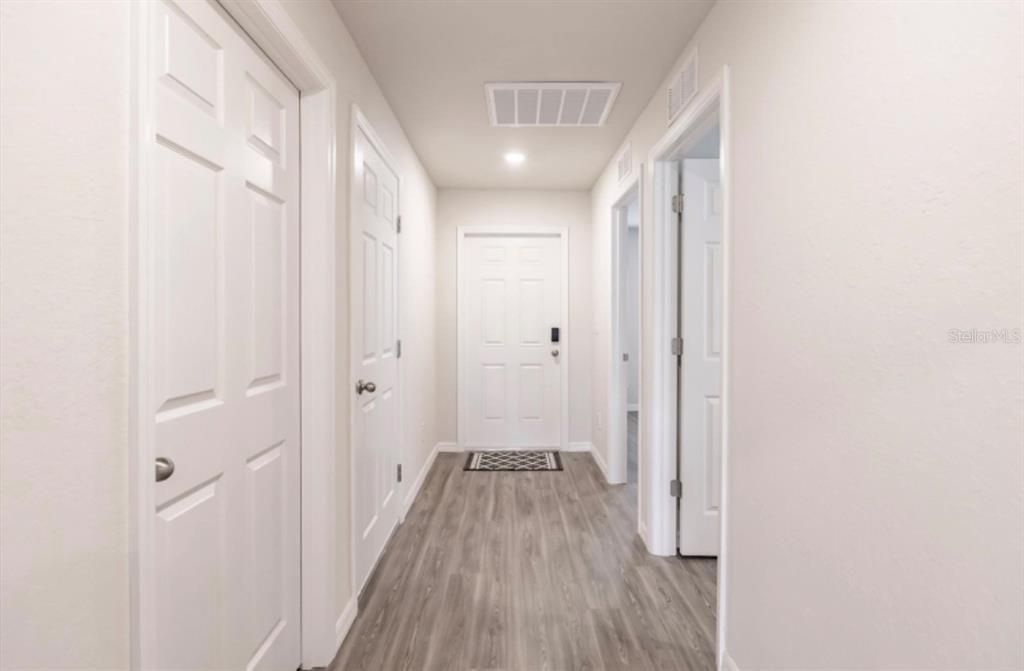 For Sale: $540,000 (6 beds, 0 baths, 2752 Square Feet)