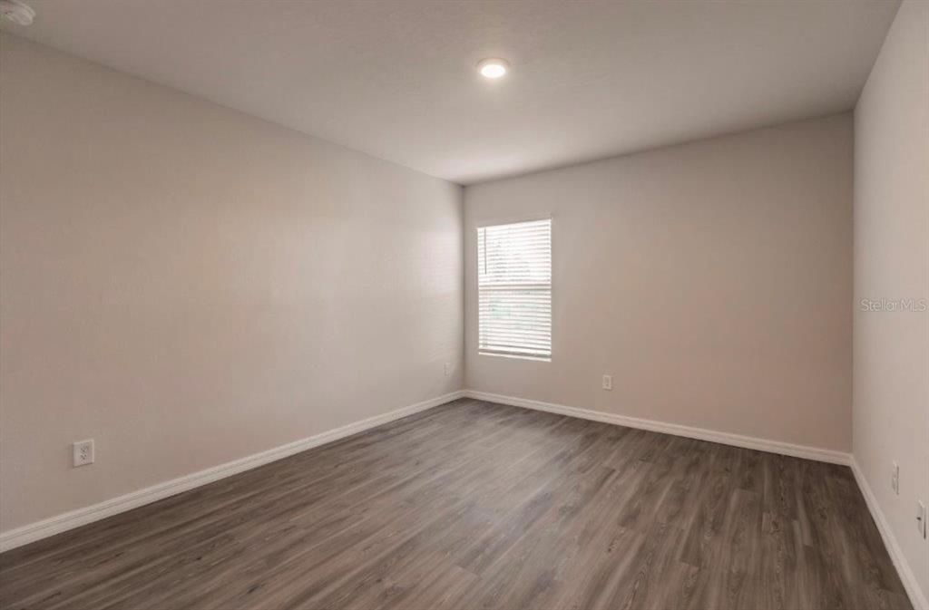 For Sale: $540,000 (6 beds, 0 baths, 2752 Square Feet)
