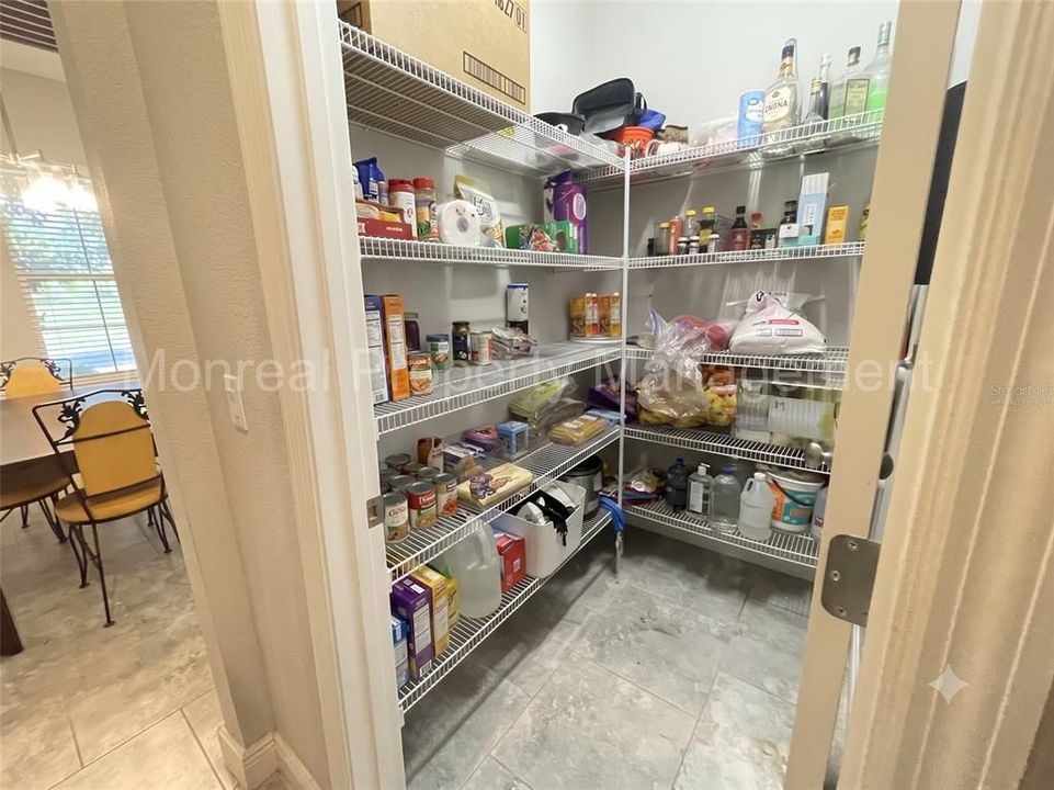 En Renta: $3,250 (3 camas, 2 baños, 2598 Pies cuadrados)