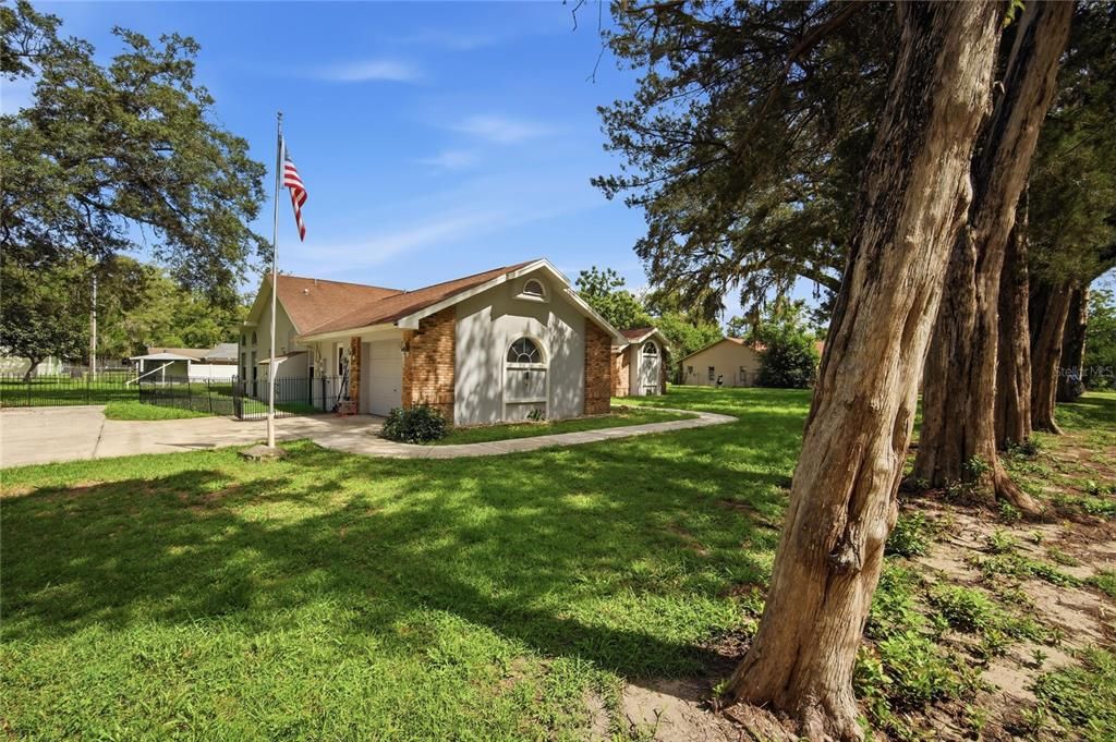 For Sale: $674,900 (4 beds, 3 baths, 2858 Square Feet)