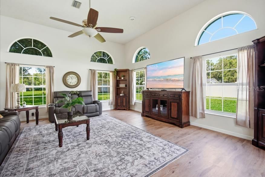 For Sale: $674,900 (4 beds, 3 baths, 2858 Square Feet)