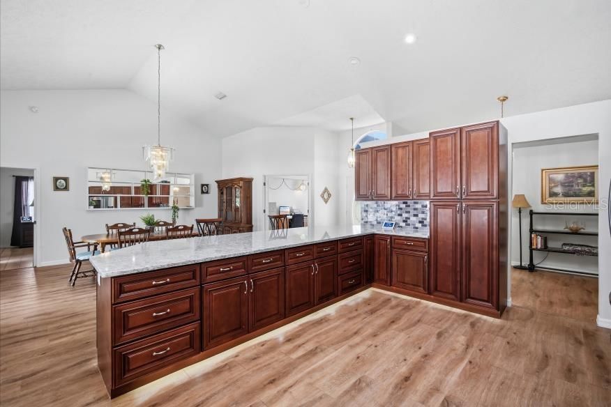 For Sale: $674,900 (4 beds, 3 baths, 2858 Square Feet)