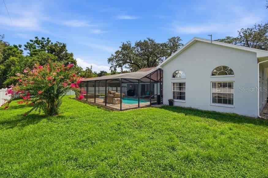 For Sale: $674,900 (4 beds, 3 baths, 2858 Square Feet)