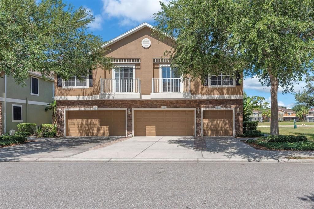 For Rent: $2,250 (2 beds, 2 baths, 1264 Square Feet)