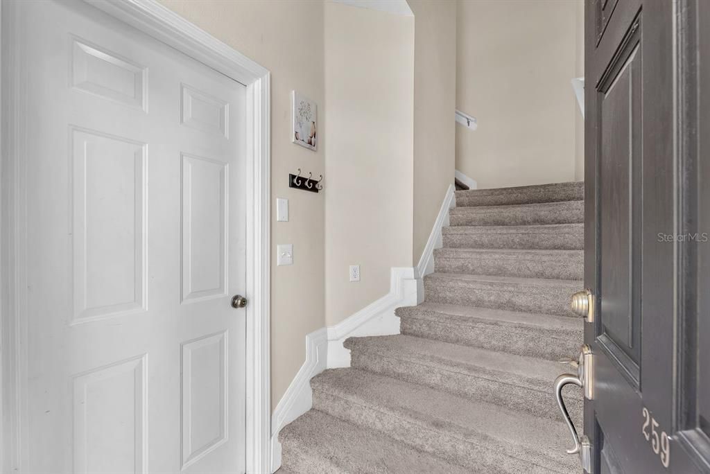 For Rent: $2,250 (2 beds, 2 baths, 1264 Square Feet)
