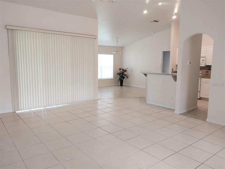 В аренду: $1,700 (3 спален, 2 ванн, 1505 Квадратных фут)