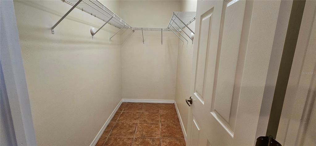 В аренду: $1,600 (3 спален, 2 ванн, 1373 Квадратных фут)