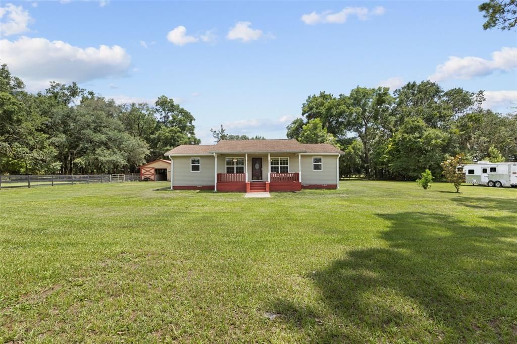 For Sale: $374,000 (3 beds, 2 baths, 1152 Square Feet)