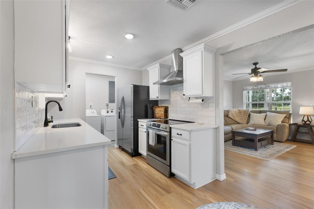 For Sale: $374,000 (3 beds, 2 baths, 1152 Square Feet)