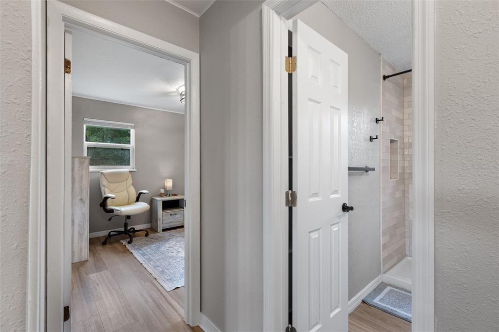 For Sale: $374,000 (3 beds, 2 baths, 1152 Square Feet)