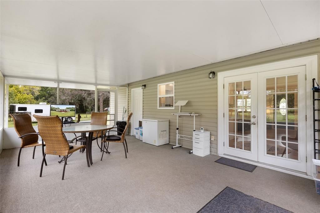 For Sale: $374,000 (3 beds, 2 baths, 1152 Square Feet)