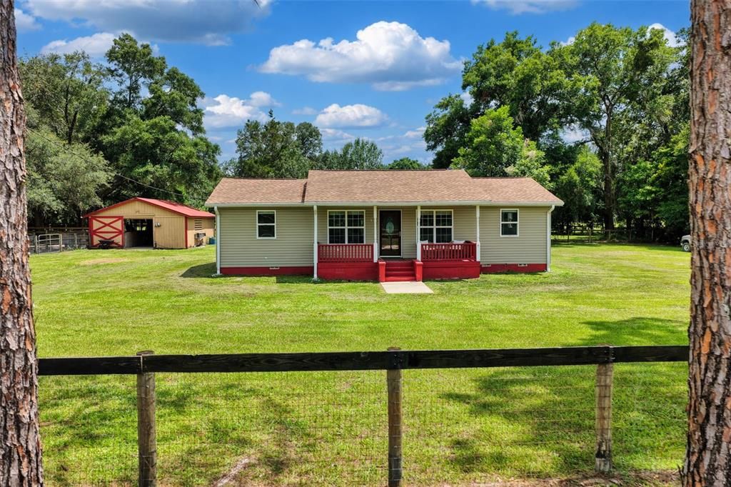 For Sale: $374,000 (3 beds, 2 baths, 1152 Square Feet)
