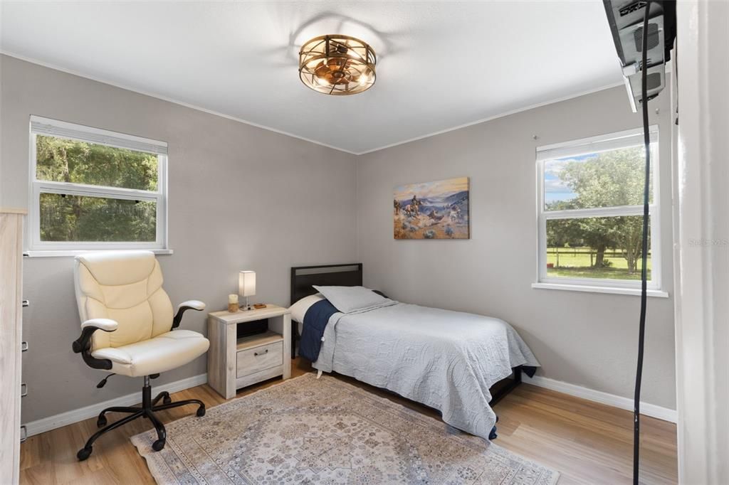 For Sale: $374,000 (3 beds, 2 baths, 1152 Square Feet)