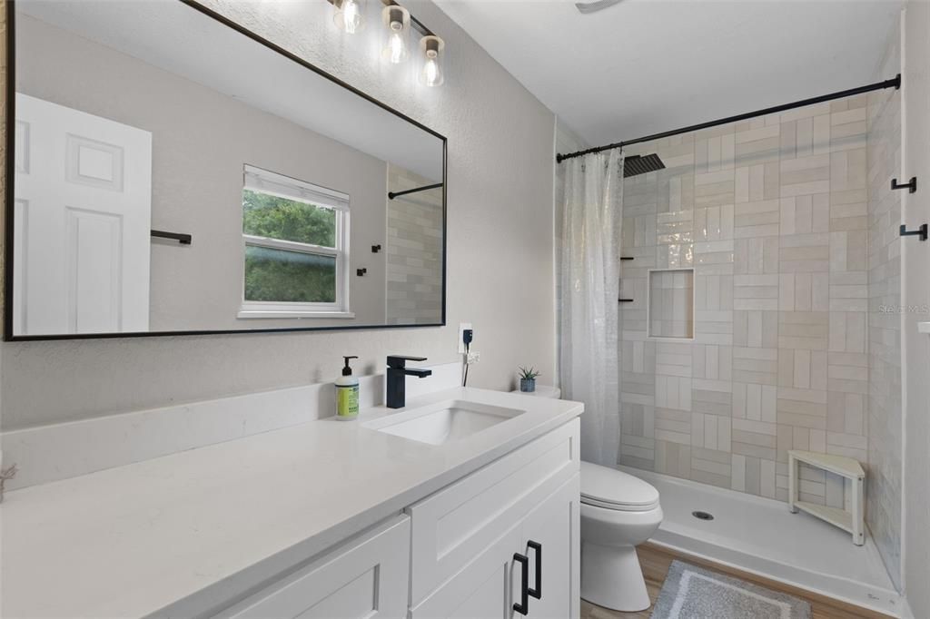 For Sale: $374,000 (3 beds, 2 baths, 1152 Square Feet)