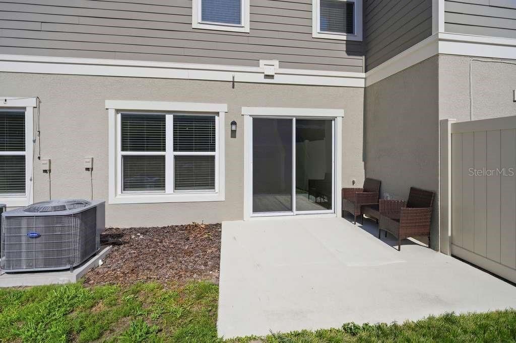 For Sale: $365,000 (3 beds, 2 baths, 1556 Square Feet)