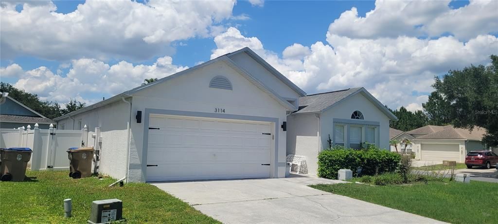 For Sale: $430,000 (4 beds, 3 baths, 1874 Square Feet)