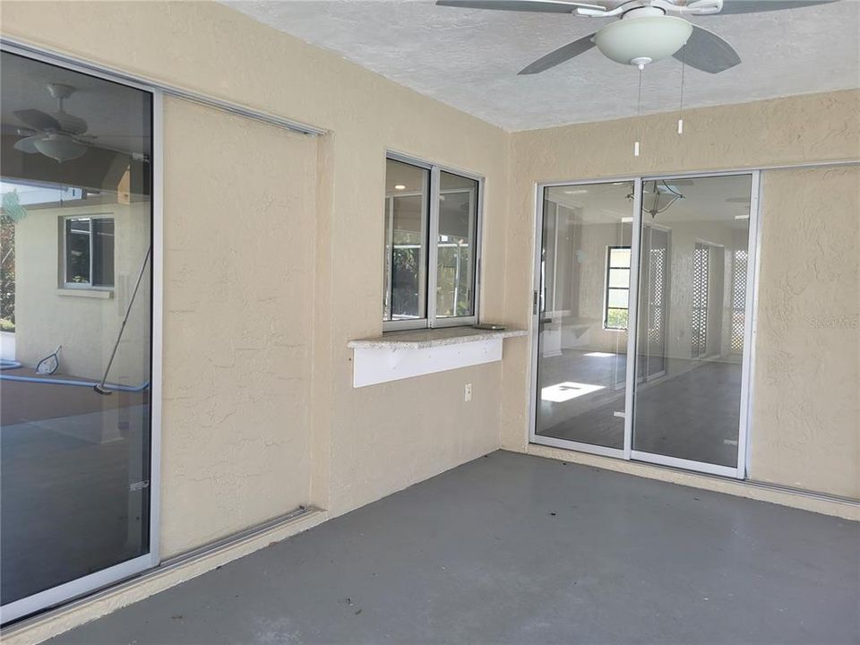 For Rent: $2,300 (3 beds, 2 baths, 1705 Square Feet)