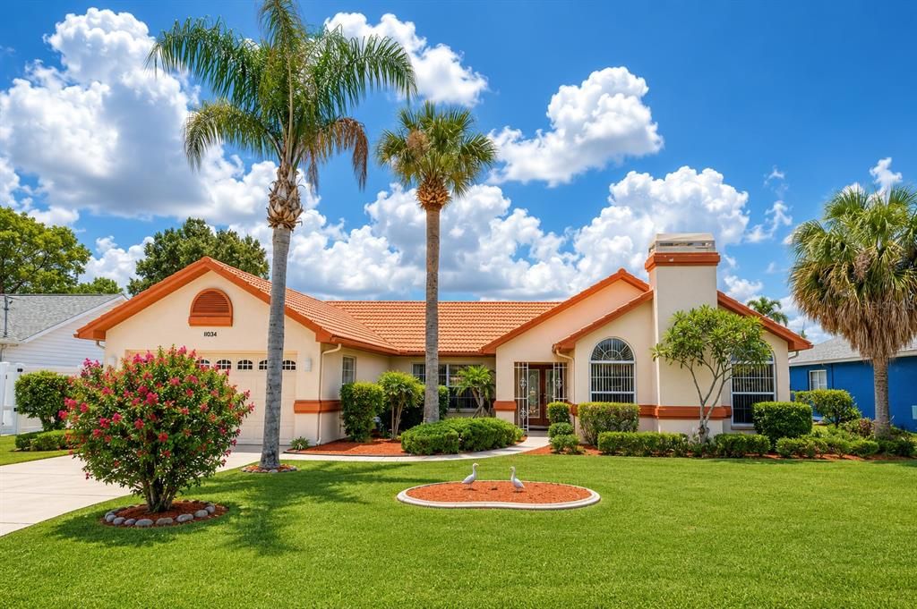 For Sale: $375,000 (3 beds, 2 baths, 2012 Square Feet)