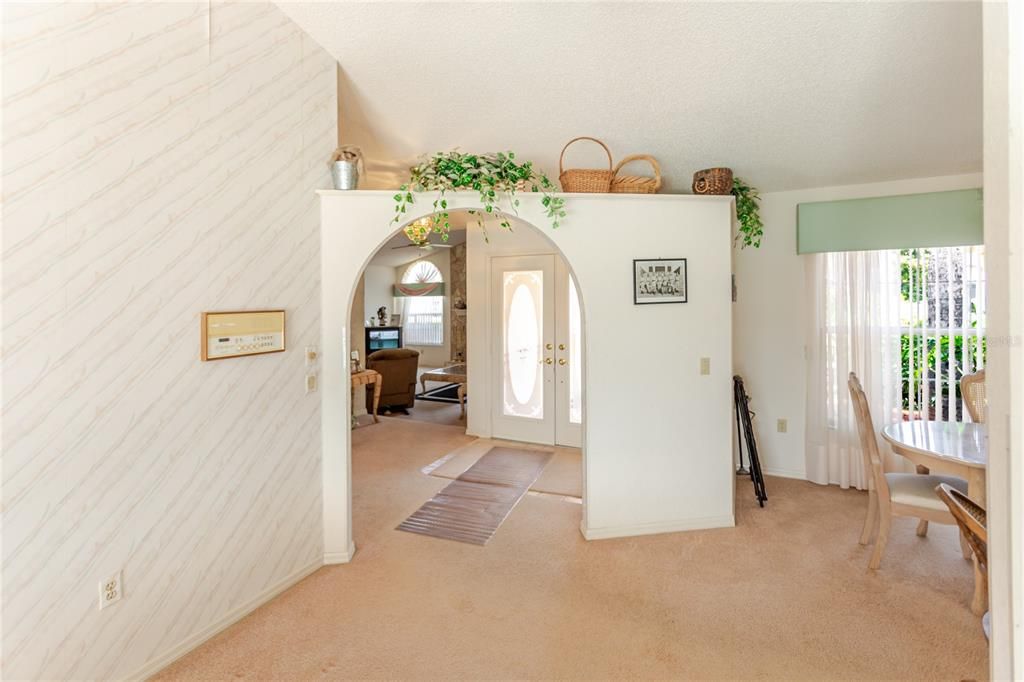 For Sale: $375,000 (3 beds, 2 baths, 2012 Square Feet)