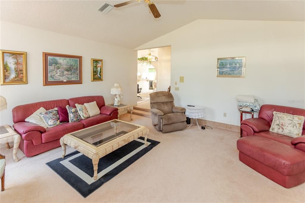 For Sale: $375,000 (3 beds, 2 baths, 2012 Square Feet)