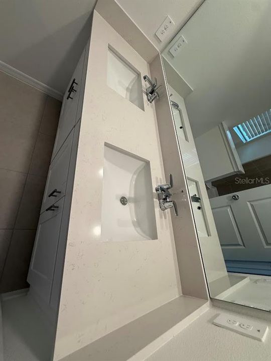 В аренду: $2,450 (3 спален, 2 ванн, 1666 Квадратных фут)