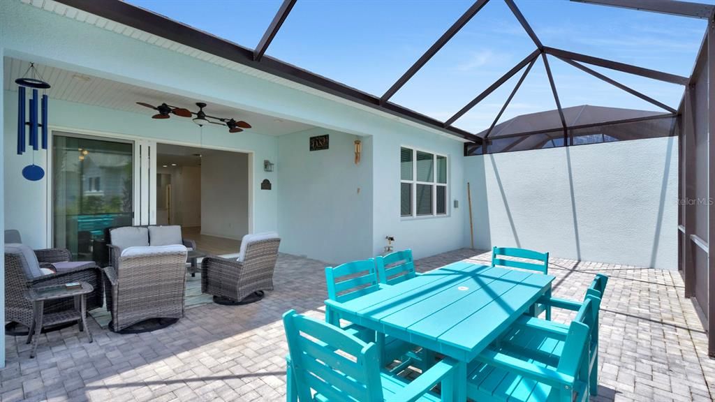 For Sale: $474,000 (2 beds, 2 baths, 1748 Square Feet)