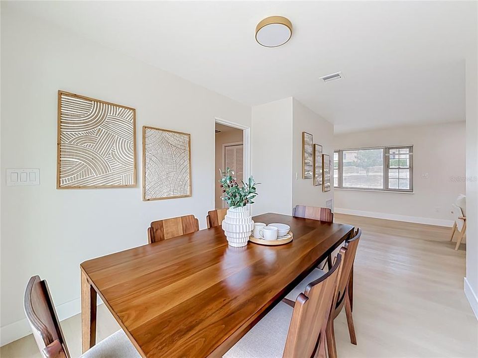 For Sale: $349,990 (4 beds, 4 baths, 1830 Square Feet)