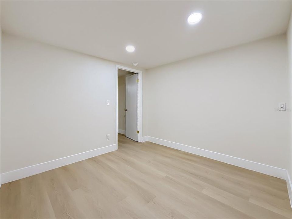 For Sale: $349,990 (4 beds, 4 baths, 1830 Square Feet)
