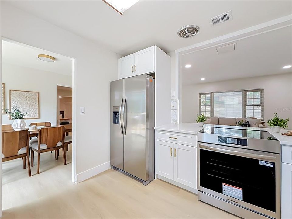 For Sale: $349,990 (4 beds, 4 baths, 1830 Square Feet)