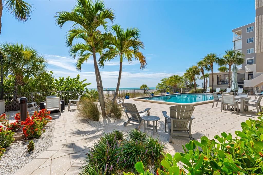 For Sale: $1,499,000 (3 beds, 3 baths, 1740 Square Feet)
