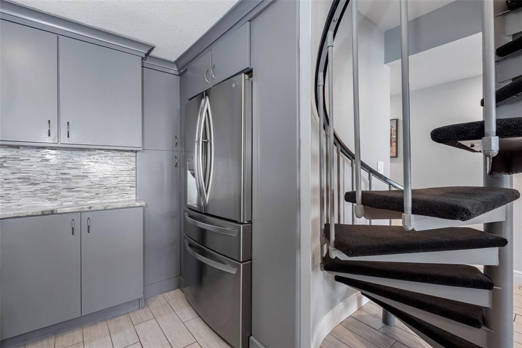For Sale: $1,499,000 (3 beds, 3 baths, 1740 Square Feet)