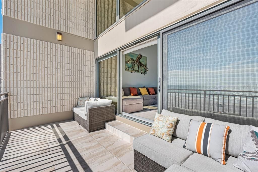 For Sale: $1,499,000 (3 beds, 3 baths, 1740 Square Feet)