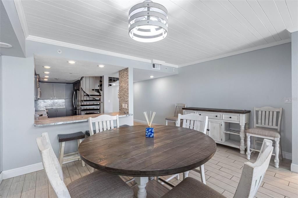 For Sale: $1,499,000 (3 beds, 3 baths, 1740 Square Feet)