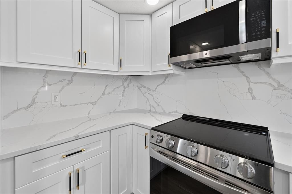 En Venta: $379,990 (3 camas, 2 baños, 1355 Pies cuadrados)