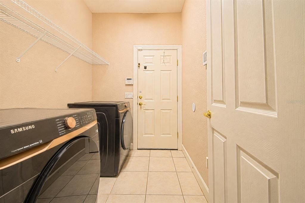 В аренду: $3,500 (4 спален, 3 ванн, 2653 Квадратных фут)