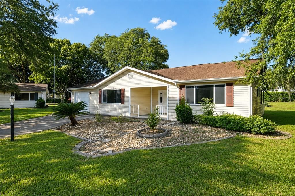 For Sale: $245,000 (3 beds, 2 baths, 1762 Square Feet)