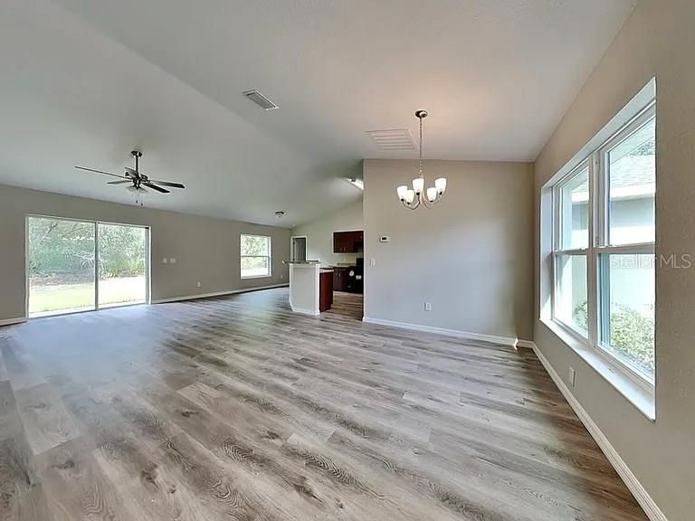 В аренду: $1,650 (3 спален, 2 ванн, 1413 Квадратных фут)
