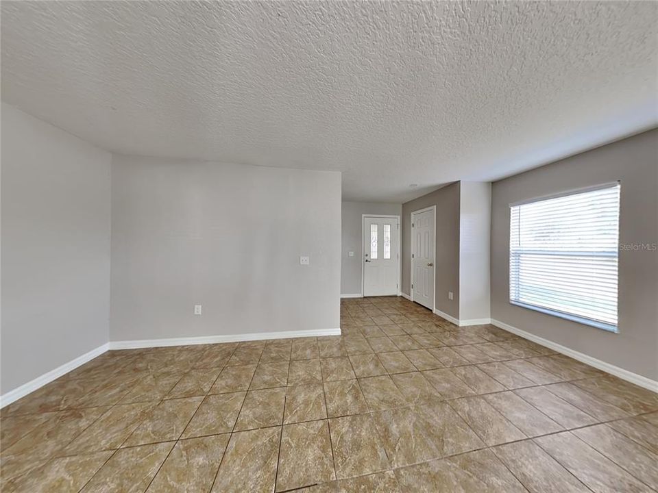 В аренду: $1,750 (3 спален, 2 ванн, 1830 Квадратных фут)
